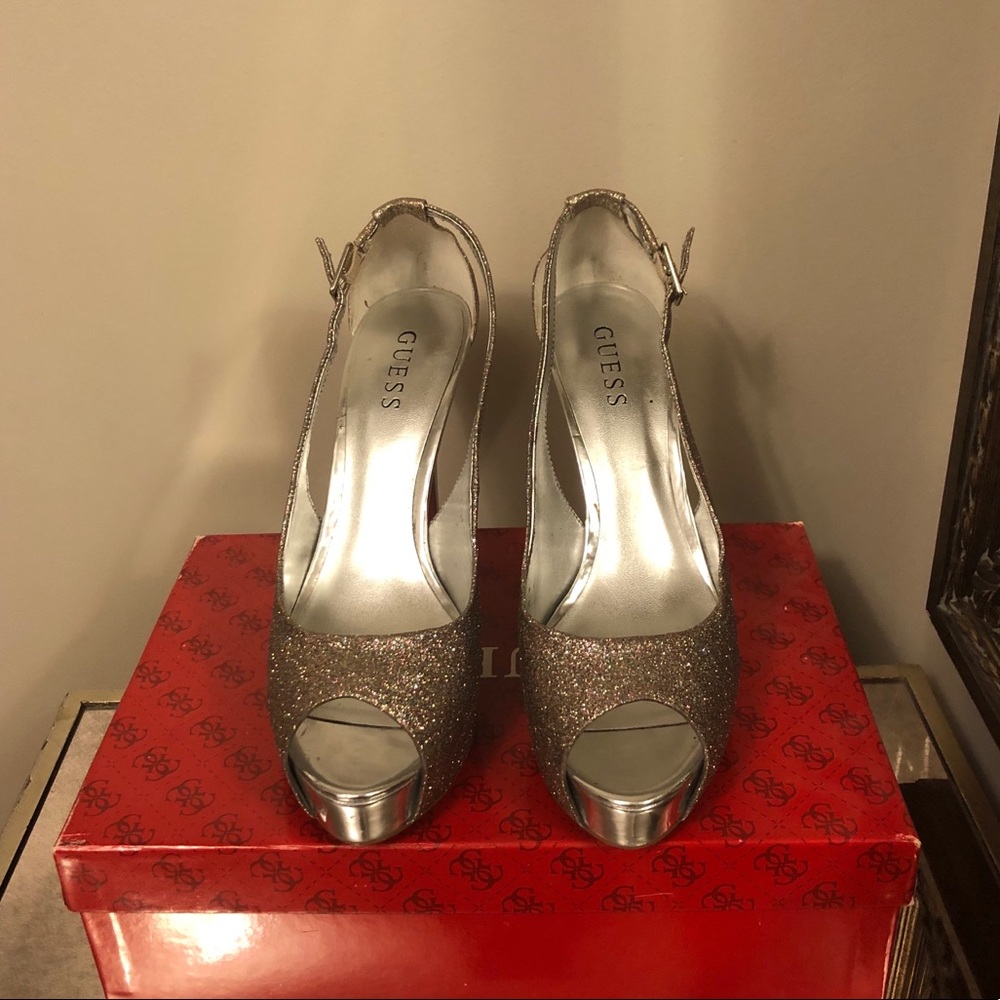 Guess Heels - Picture 6 of 13